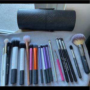 Makeup Brushes + Holder